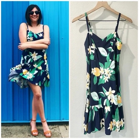 Y2K, Old Navy Fit And Flare Floral Dress. - Picture 1 of 8